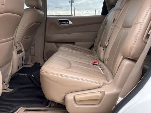 Used 2015 Nissan Pathfinder SL w/ SL Tech Package AWD/4WD image 23