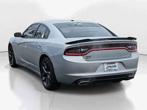 Used 2021 Dodge Charger SXT w/ Blacktop Package image 5