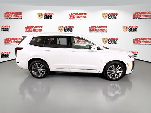 Used 2025 Cadillac XT6 Premium Luxury w/ LPO, Floor Liner Package AWD/4WD image 19