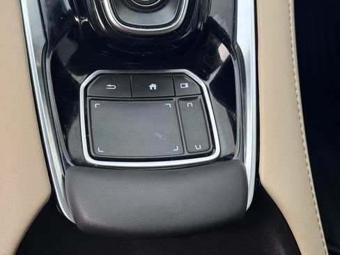 Used 2024 Acura RDX SH-AWD image 30