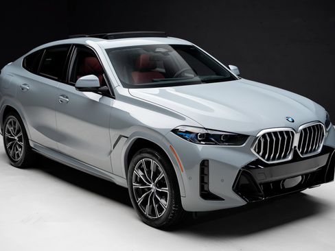 Used 2025 BMW X6 xDrive40i AWD/4WD image 41