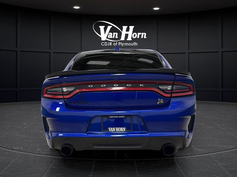 Used 2022 Dodge Charger Scat Pack RWD image 6