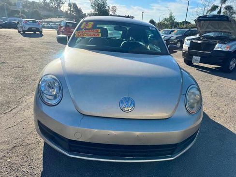 Used 2013 Volkswagen Beetle 2.5 FWD image 2