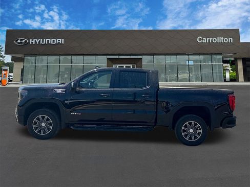 Used 2024 GMC Sierra 1500 AT4 w/ Technology Package AWD/4WD image 8