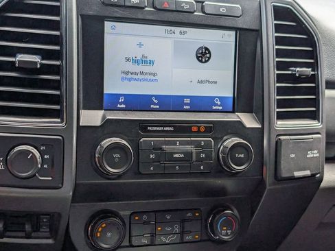 Used 2022 Ford F350 XLT w/ Black Appearance Package image 23