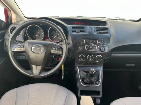 Used 2014 MAZDA MAZDA5 Sport FWD image 19
