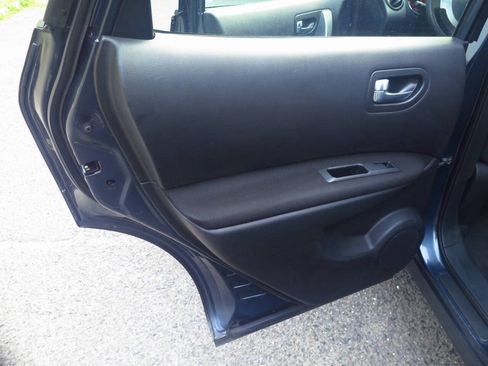 Used 2012 Nissan Rogue S AWD/4WD image 19