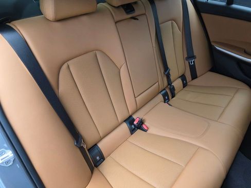 Used 2023 BMW 330i Sedan w/ Driving Assistance Package image 27