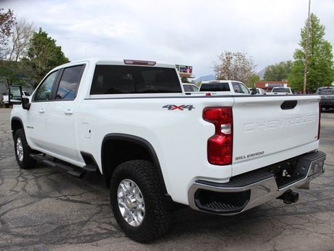 Used 2021 Chevrolet Silverado 2500 LT w/ Fleet Comfort Package image 6