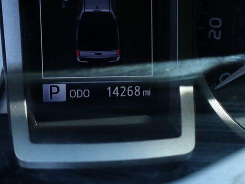 Used 2022 Toyota Tacoma SR5 image 22