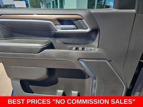 Used 2022 Chevrolet Silverado 1500 RST AWD/4WD image 27