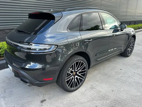 Used 2026 Porsche Macan AWD/4WD image 9
