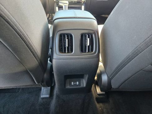 Used 2025 Hyundai Tucson SEL FWD image 12