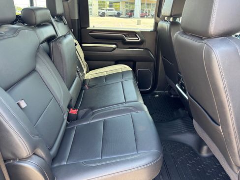 Used 2024 GMC Sierra 3500 SLT w/ SLT Premium Package AWD/4WD image 28