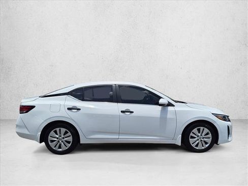 Certified 2024 Nissan Sentra S FWD image 4