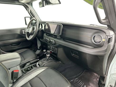 Used 2024 Jeep Wrangler Unlimited Sahara w/ Technology Group image 30