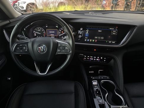 Used 2023 Buick Envision Essence image 43