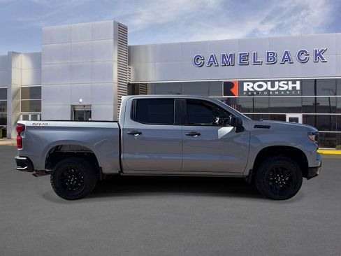 Used 2024 Chevrolet Silverado 1500 Custom Trail Boss w/ LPO, Dark Essentials Package AWD/4WD image 7