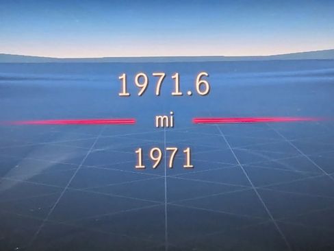 Used 2025 Mercedes-Benz C 300 Sedan image 11