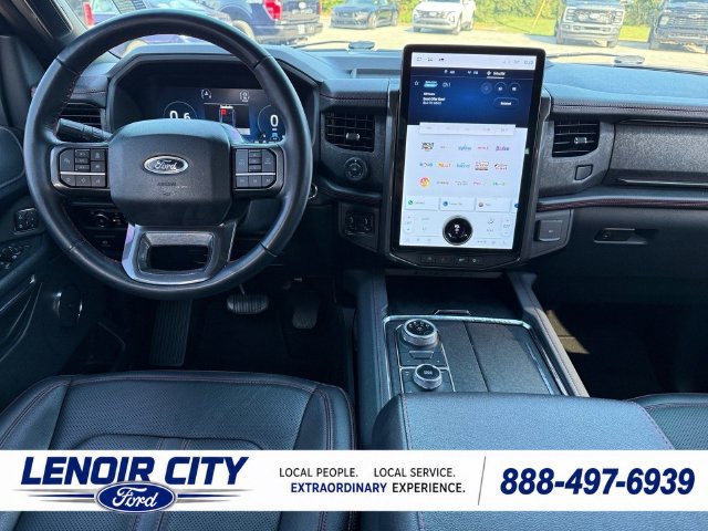 Used 2024 Ford Expedition Limited AWD/4WD image 15