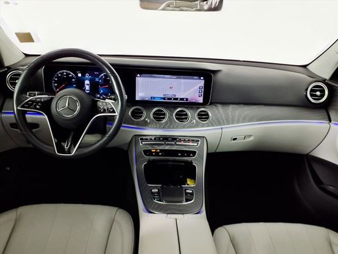 Used 2022 Mercedes-Benz E 350 Sedan image 14