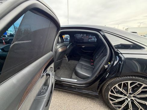 Used 2021 Audi A8 L 3.0T w/ Executive Plus Package image 10