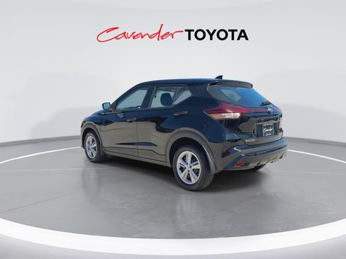 Used 2025 Nissan Kicks Play S FWD image 6