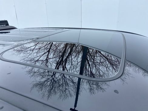 Certified 2024 GMC Canyon AT4X image 7