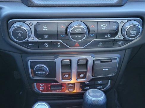 Used 2022 Jeep Wrangler Rubicon image 27