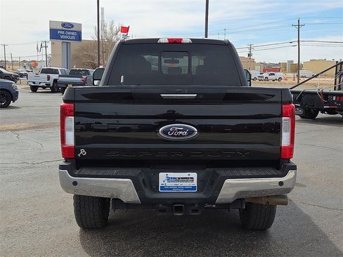 Used 2019 Ford F250 Lariat w/ Lariat Value Package image 4