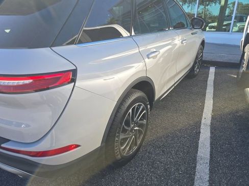 Used 2020 Lincoln Corsair FWD w/ Equipment Group 101A image 5