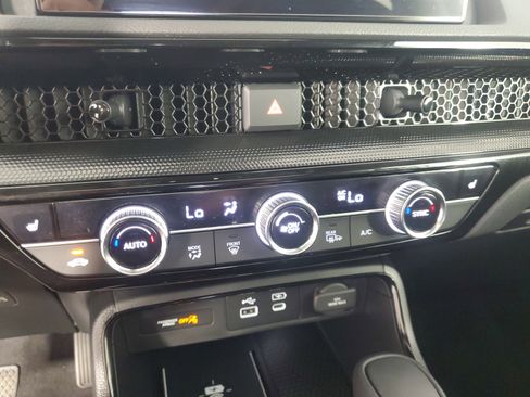 Used 2025 Honda CR-V EX-L image 19