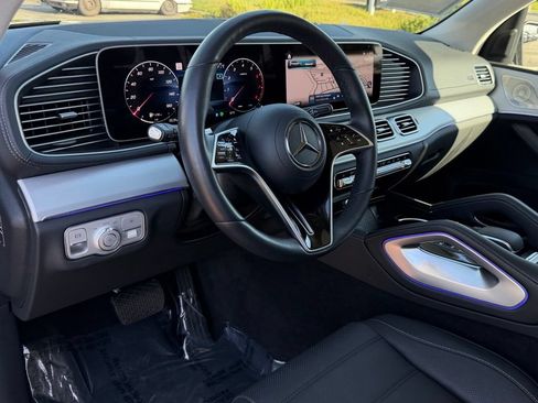 Certified 2026 Mercedes-Benz GLS 450 4MATIC image 28