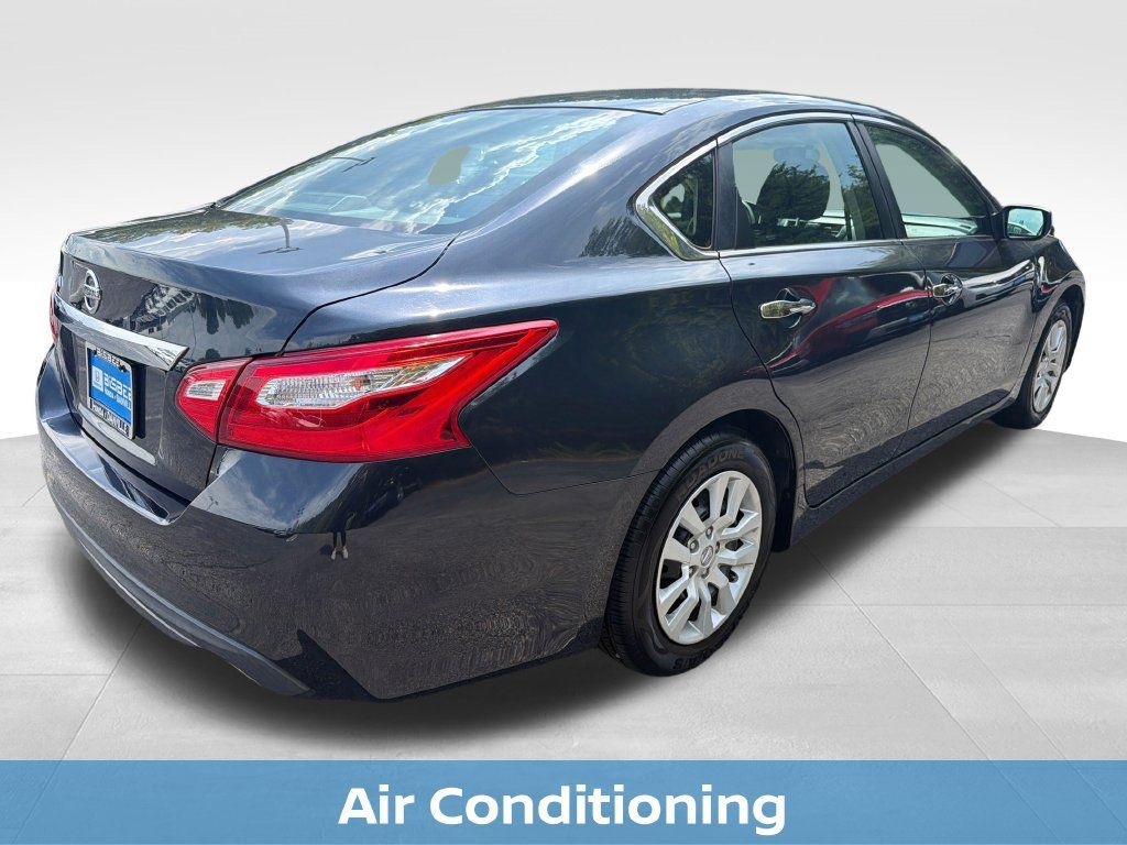 Used 2017 Nissan Altima 2.5 S FWD image 8