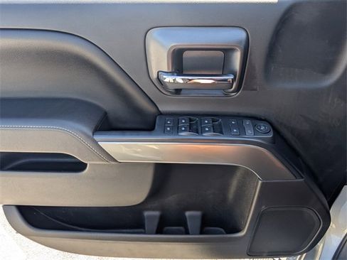 Used 2017 Chevrolet Silverado 2500 LT w/ LT Convenience Package image 33