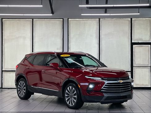 Certified 2023 Chevrolet Blazer Premier w/ Driver Confidence II Package AWD/4WD image 1
