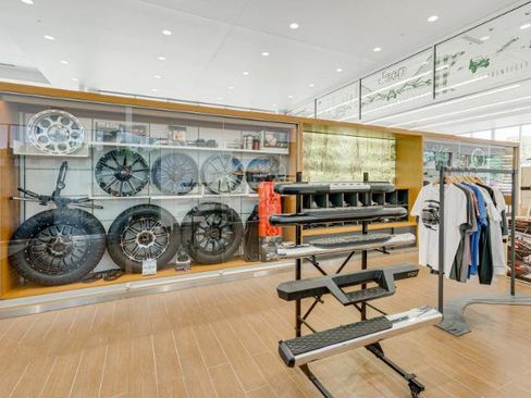 Used 2024 Chevrolet Trax ACTIV w/ Sunroof Package image 9