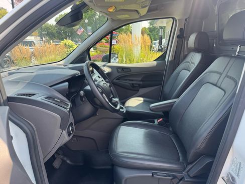 Used 2022 Ford Transit Connect XL FWD image 18