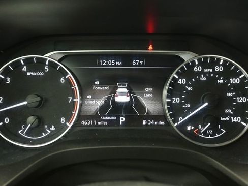 Used 2024 Nissan Rogue S image 39