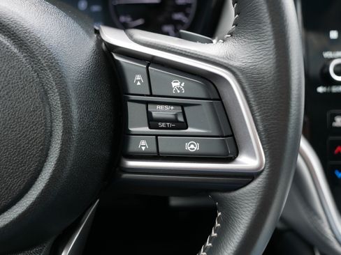Used 2025 Subaru Outback Premium AWD/4WD image 30