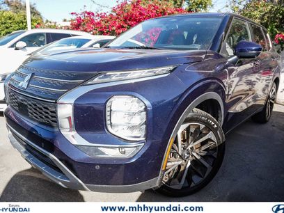 Used 2022 Mitsubishi Outlander SE