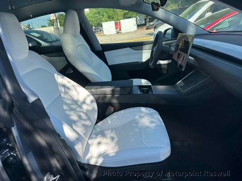 Used 2026 Tesla Model Y Long Range RWD image 11