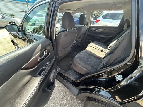 Used 2015 Nissan Rogue S AWD/4WD image 7