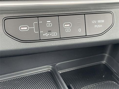 New 2026 Kia Carnival SX Prestige image 39