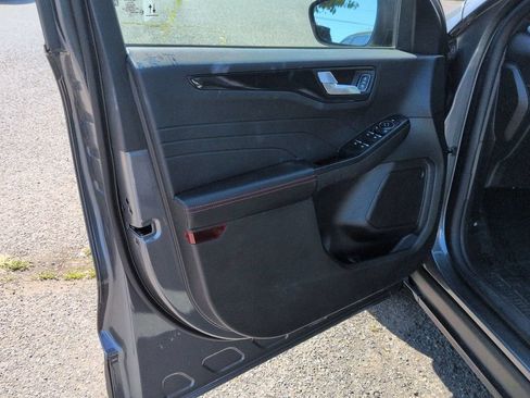 Used 2025 Ford Escape ST-Line AWD/4WD image 9