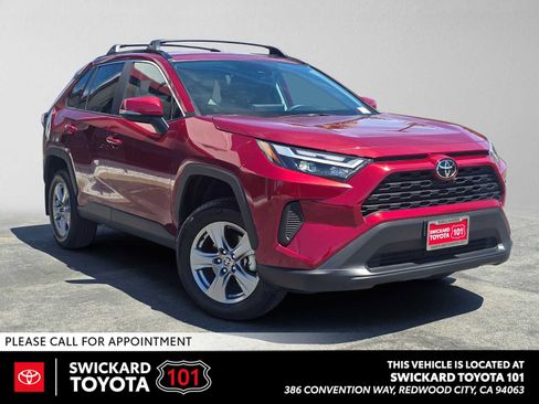 Used 2024 Toyota RAV4 XLE w/ Weather Package AWD/4WD image 1