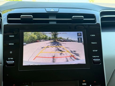 Used 2024 Hyundai Tucson SEL FWD image 16
