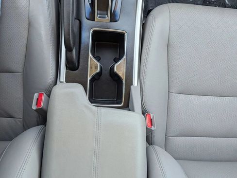 Used 2013 Honda Accord EX-L image 30