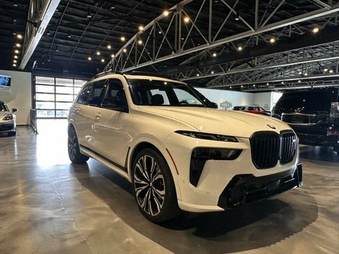 Used 2024 BMW X7 M60i w/ Executive Package AWD/4WD image 7