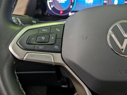 Used 2025 Volkswagen Atlas SE AWD/4WD image 20